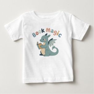 Camiseta de bebé de dragón mágico leyendo un libro