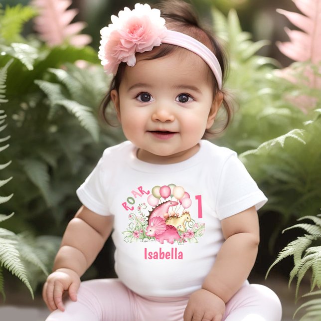 Camiseta De Bebé Dinosaurio Chica Pastel rosa Floral Nombre primero (Dinosaur Girl Pink Pastel Cute Floral 1st Birthday Baby T-Shirt)