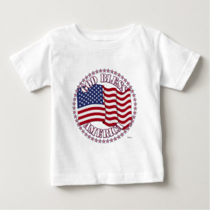 Camiseta De Bebé Dios bendiga a América con la bandera de EE. UU. y