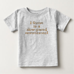 Camiseta de bebé divertida. Bebé morrón