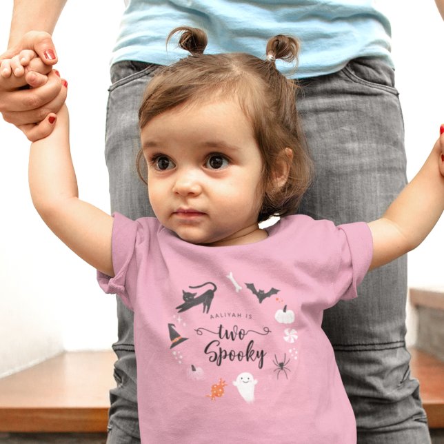 Camiseta De Bebé Dos espeluznantes fiestas de cumpleaños Chica (Subido por el creador)