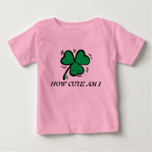 Camiseta De Bebé Durmiente irlandés del bebé del trébol lindo