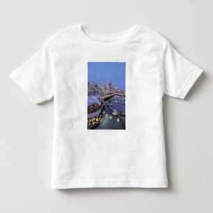 Camiseta De Bebé Dusk en el puerto de Bell en Seattle, Washington.