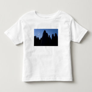 Camiseta De Bebé EE. UU., Utah, Parque Nacional Arches. Luna crecie