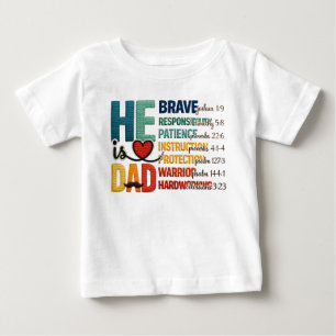 Camiseta De Bebé Él es papá Valores de la Escritura Cristiana del P