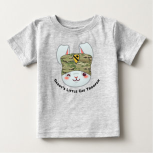 Camiseta De Bebé “El pequeño 1er jinete de caballería de papá”