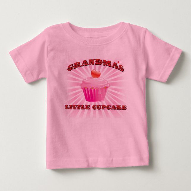 Camiseta De Bebé El pequeño pastel de la abuela (Anverso)