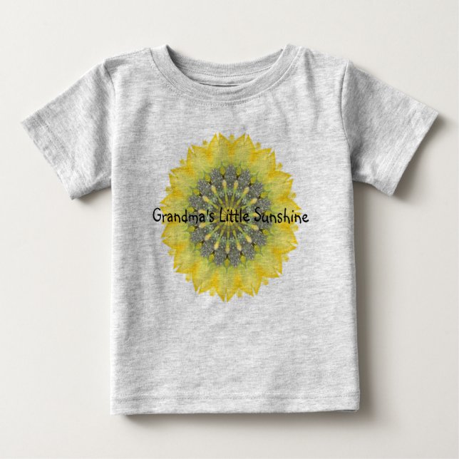 Camiseta De Bebé El pequeño sol de la abuela con el diseño del gira (Anverso)