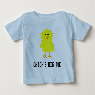 CAMISETA DE BEBÉ EL POLLUELO ME CAVA