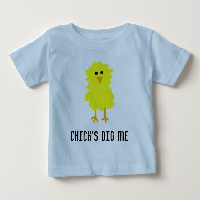 CAMISETA DE BEBÉ EL POLLUELO ME CAVA (Anverso)