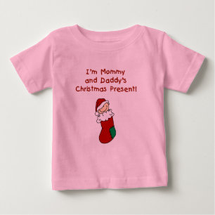 Camiseta De Bebé El regalo de Navidad de mamá y papá