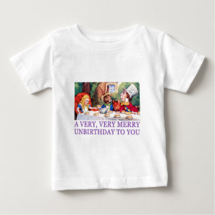 CAMISETA DE BEBÉ ¡EL SOMBRERERO ENOJADO DESEA A ALICIA UN FELIZ