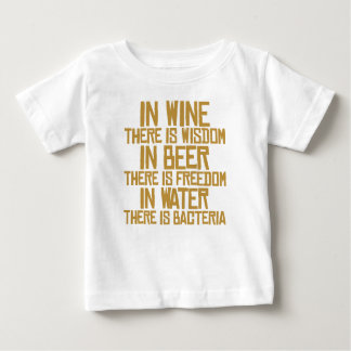 Camiseta De Bebé En vino hay sabiduría, en cerveza allí es