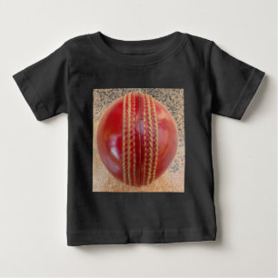 Camiseta De Bebé Enfoque de Punto Carmesí: Primer Plano del Corazón