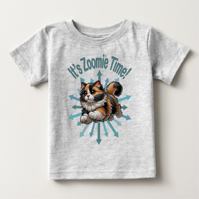 Camiseta De Bebé Es el gato Zoomie Time Calico (Anverso)