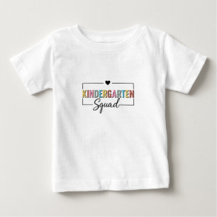 Camiseta De Bebé Escuadrón De Jardín De Niños De Vuelta Al Arcoiris