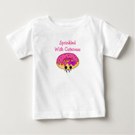 Camiseta De Bebé Espolvoreada con un donut rosado y cursi