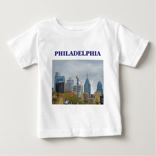 Camiseta De Bebé Esquina de Filadelfia desde el paseo fluvial