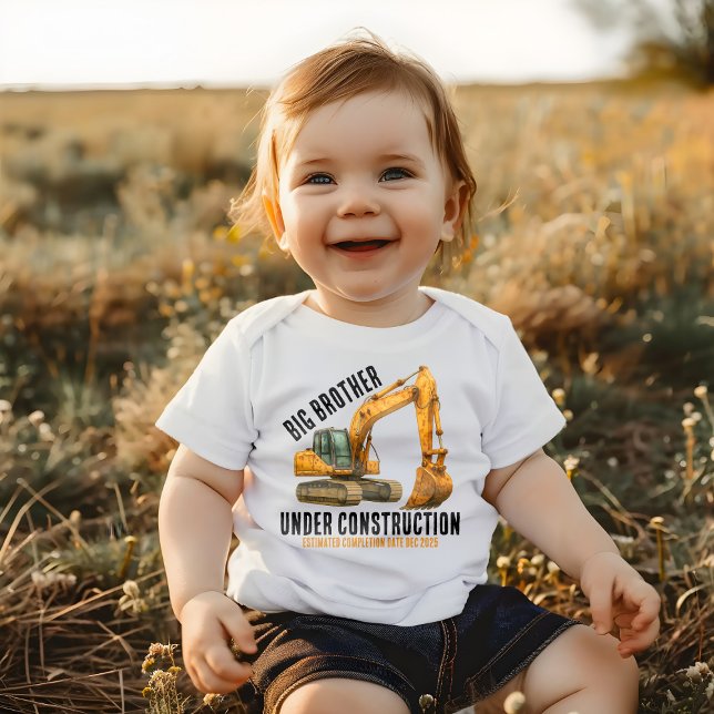 Camiseta De Bebé Excavadora Gran Hermano En Construcción Con Fecha (Subido por el creador)