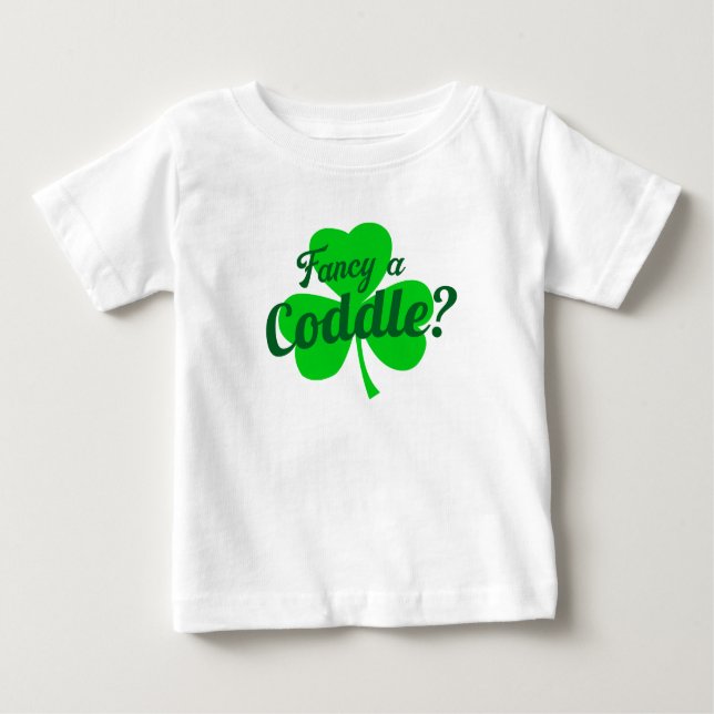 Camiseta De Bebé Fancy A Coddle Cuddle Irish Dice (Anverso)
