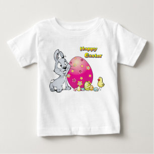 Camiseta De Bebé Feliz Pascua con un bebé y un conejo de Pascua