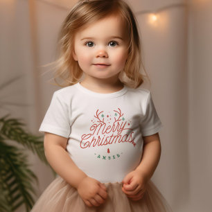 Camiseta De Bebé Festividad de reno por nombre de familia navideña