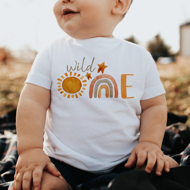 Camiseta De Bebé Fiesta arcoiris y sol salvaje de primer cumpleaños (Subido por el creador)