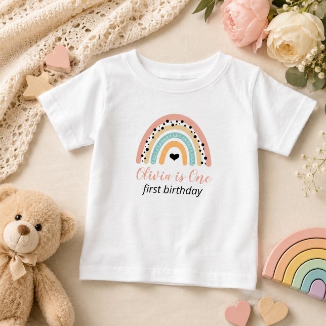 Camiseta De Bebé Fiesta de Cumpleaños número 1 de Rainbow & Hearts (Rainbow & Hearts 1st Birthday Party Baby T-Shirt)