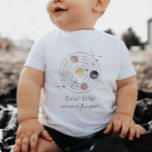 Camiseta De Bebé First Trip Around The Sun Space<br><div class="desc">Celebrate your little one's first birthday with this 'First trip around the sun' design,  featuring different planets and star elements. You can edit the colour of 2 of the planets,  plus the star elements.</div>