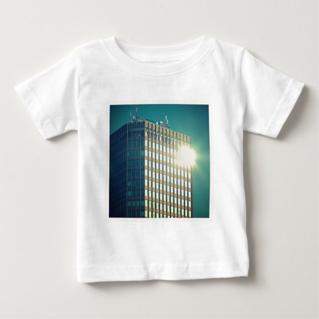 Camiseta De Bebé Foto cuadrada - Sol en un edificio (Anverso)