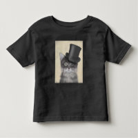 Gato gris con sombrero superior