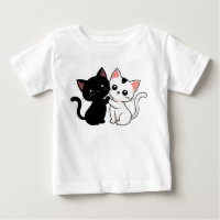 Gatos de dibujos animados lindos de blanco y negro