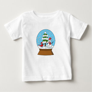 Camiseta De Bebé Globe de nieve con cardenal Snowman y árbol de pin