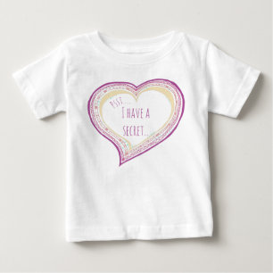 Camiseta De Bebé Gran hermana revelar que tengo un secreto