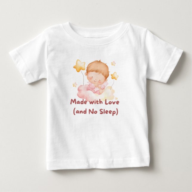 Camiseta De Bebé 👶 "Hecho con amor (y sin sueño)" 💕 (Anverso)