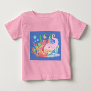 Camiseta De Bebé Hermosa sirena de PINK jugando abrazando un pez