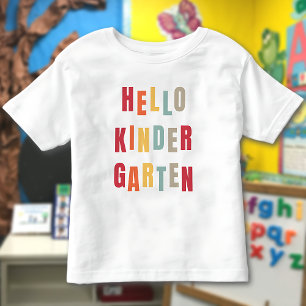 Camiseta De Bebé Hola Kindergarten Texto Colorido De Regreso A La E