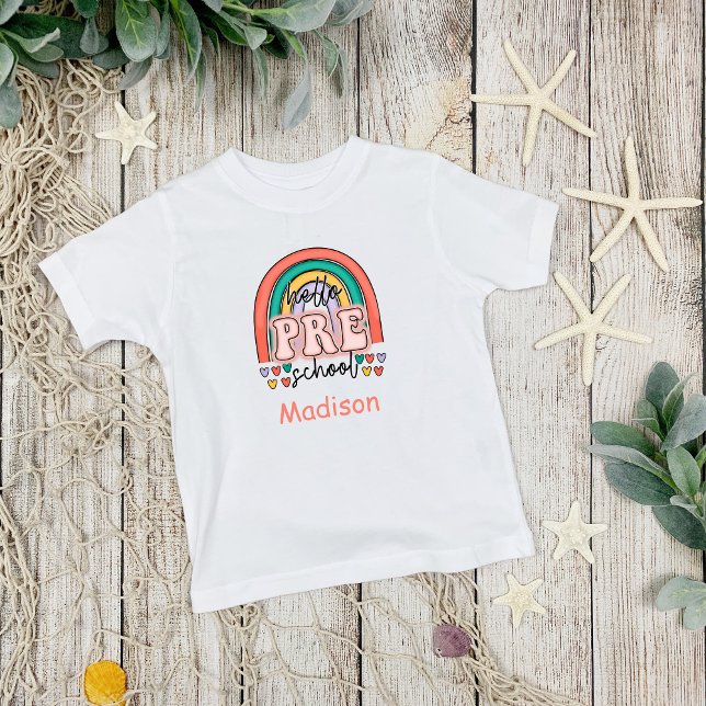Camiseta De Bebé Hola Personalizado Preescolar Corazones de Arcoíri (Hello Pre-school Personalized T-shirt for her)