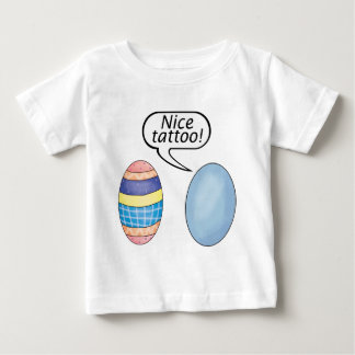 Camiseta De Bebé Huevos de Pascua agradables del tatuaje
