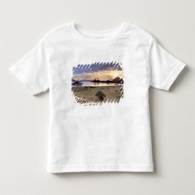 Camiseta De Bebé Indonesia, Parque Nacional Komodo. Puesta de sol e (Anverso)