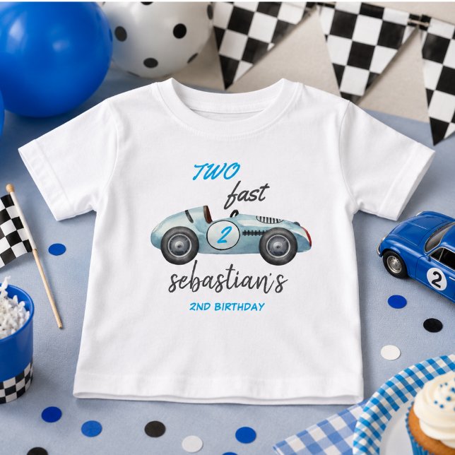 Camiseta De Bebé Invitación de cumpleaños número 2 de dos coches de (Two Fast Blue Race Car 2nd Birthday Invitation Baby T-Shirt)