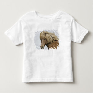 Camiseta De Bebé Islandia. Retrato de un caballo islandés.