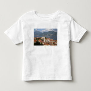 Camiseta De Bebé Italia, provincia de Como, Menaggio. Vista de la c