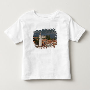 Camiseta De Bebé Italia, Provincia de Como, Menaggio. Vista de la c