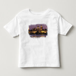 Camiseta De Bebé Italia, provincia de Mantua, Mantua. Vista de la c