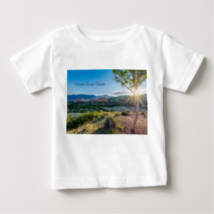 Camiseta De Bebé Jardín Del Árbol De Los Dioses Sombra A Un Pequeño