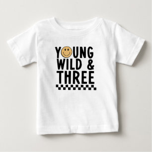 Camiseta De Bebé Jóvenes silvestres y tres camisas de cumpleaños