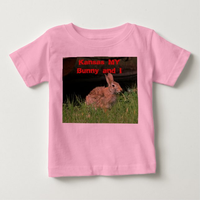 Camiseta De Bebé Kansas My Bunny y yo Ruffle T-shirt. (Anverso)