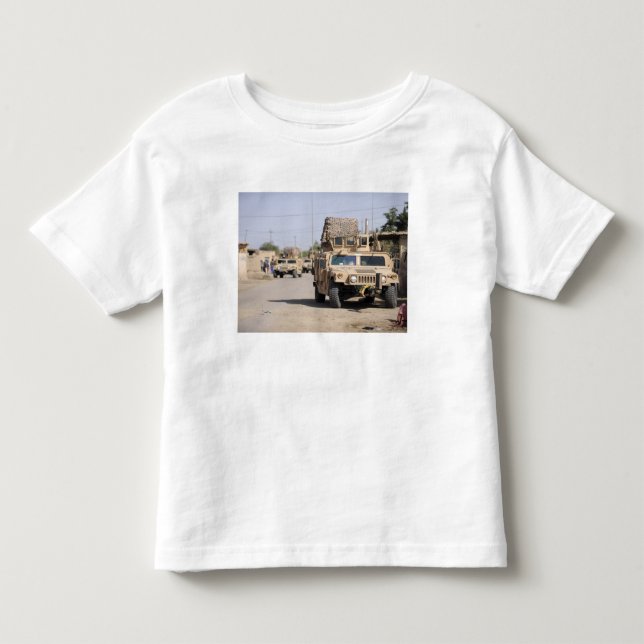 Camiseta De Bebé La seguridad de Humvee durante una patrulla (Anverso)