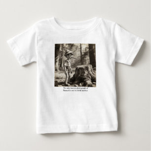 Camiseta De Bebé La única foto conocida de Pinocho y su madre